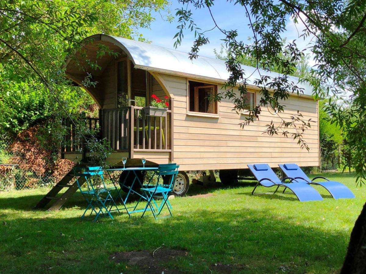 Millygite Chalet-On-Wheels By The River Екстер'єр фото